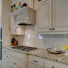 Bespoke luxury kitchens: handmade kitchens UK